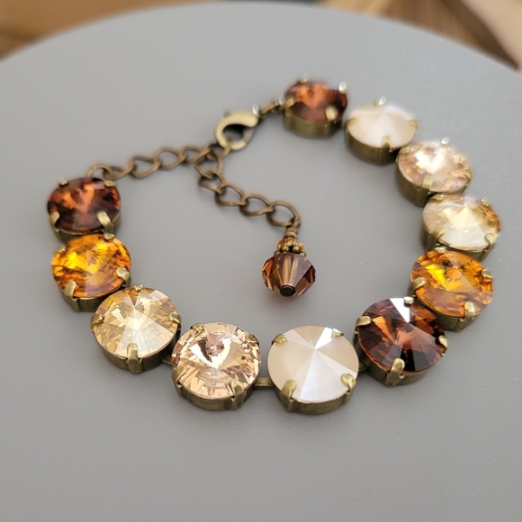 Austrian Crystal Earrings in Antique Brass - Picture 6 of 8